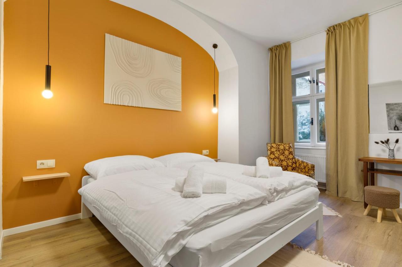 Charming Apt In Centre /W Ac Братислава Экстерьер фото